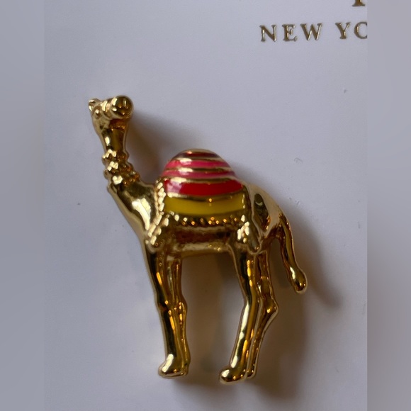 🌟HOST PICK🌟 NWT Kate Spade Spice Things Up Cameo Stud earrings - Picture 4 of 6